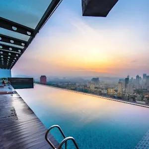 Хостел Regalia Skypool Klcc, Куала-Лумпур
