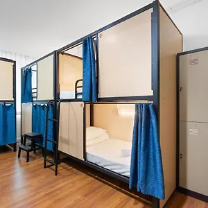 Хостел Amethyst Dorm Klcc, Куала-Лумпур